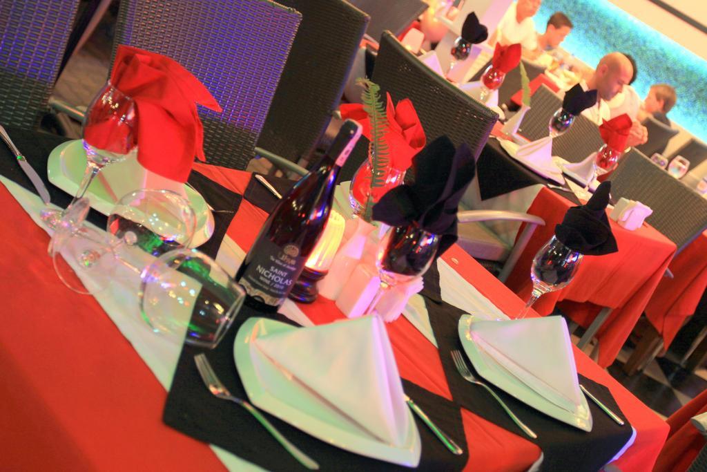 Cekmen Hotel Kemer Buitenkant foto