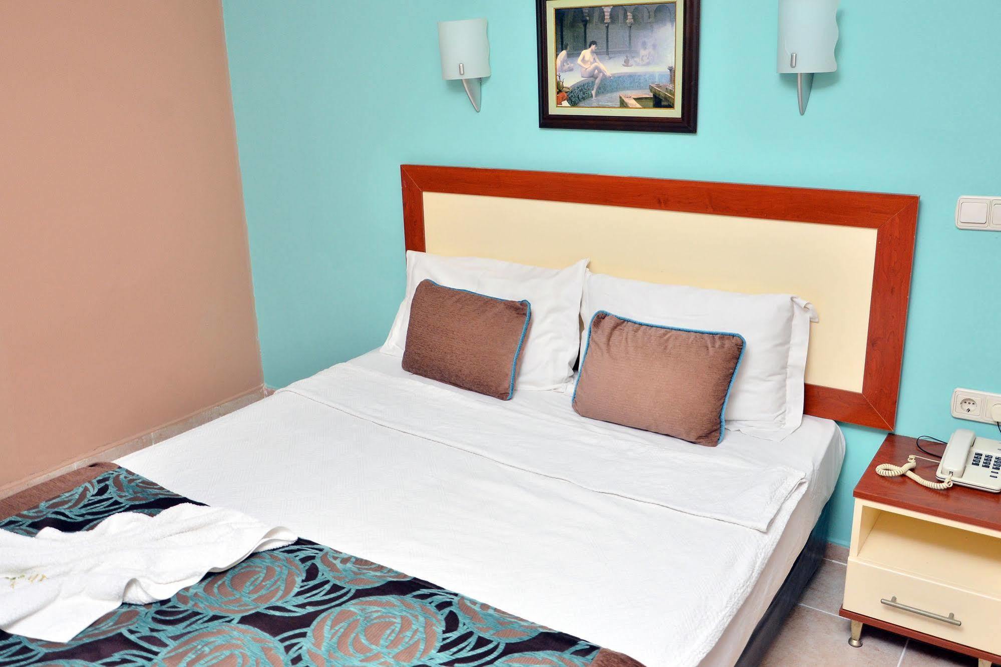 Cekmen Hotel Kemer Buitenkant foto